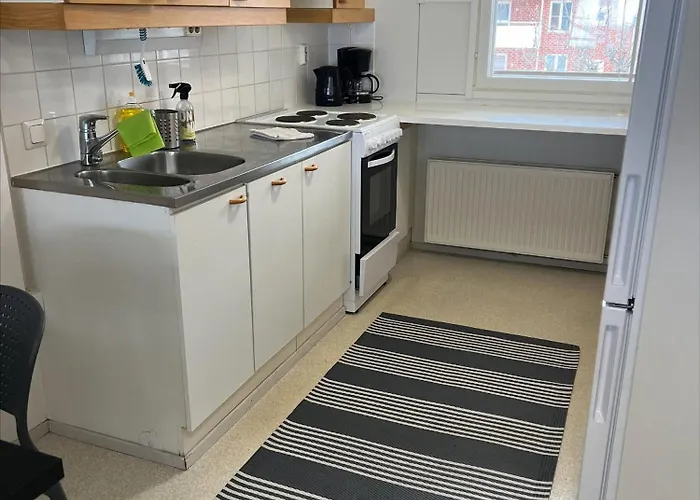 Nuotiotie For 1 Person 公寓 *